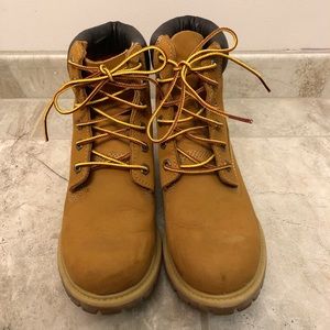 Timberland Women’s Classic Boots